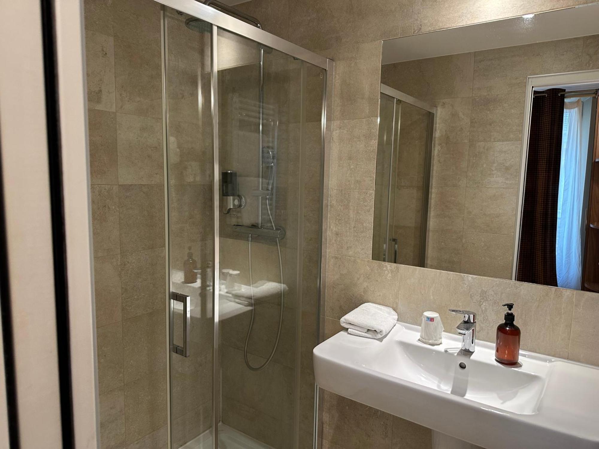 Excelsior Batignolles Hotel Paris Eksteriør billede