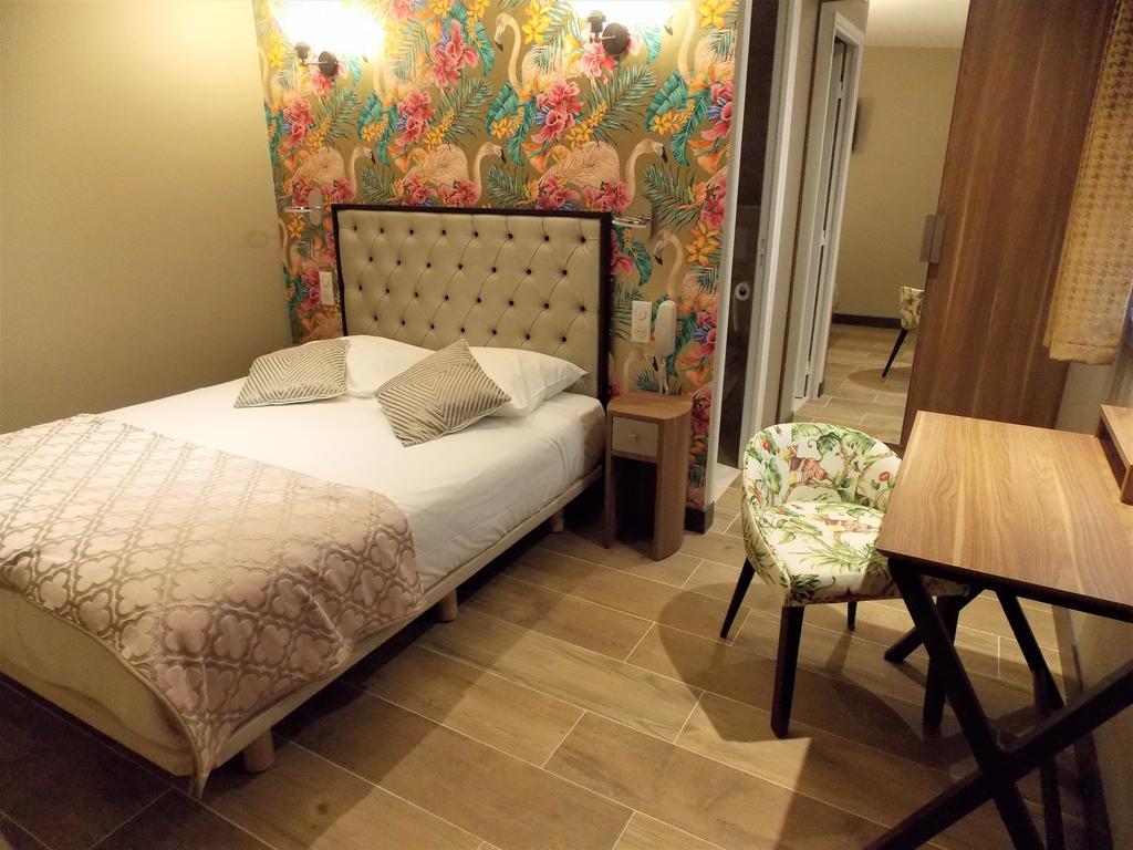 Excelsior Batignolles Hotel Paris Eksteriør billede